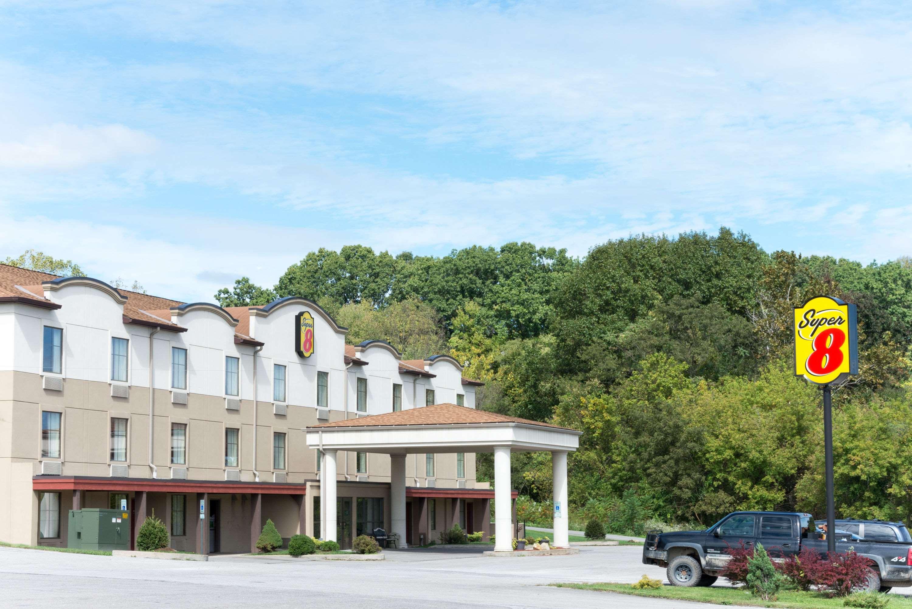 Super 8 By Wyndham Beaver Falls Esterno foto