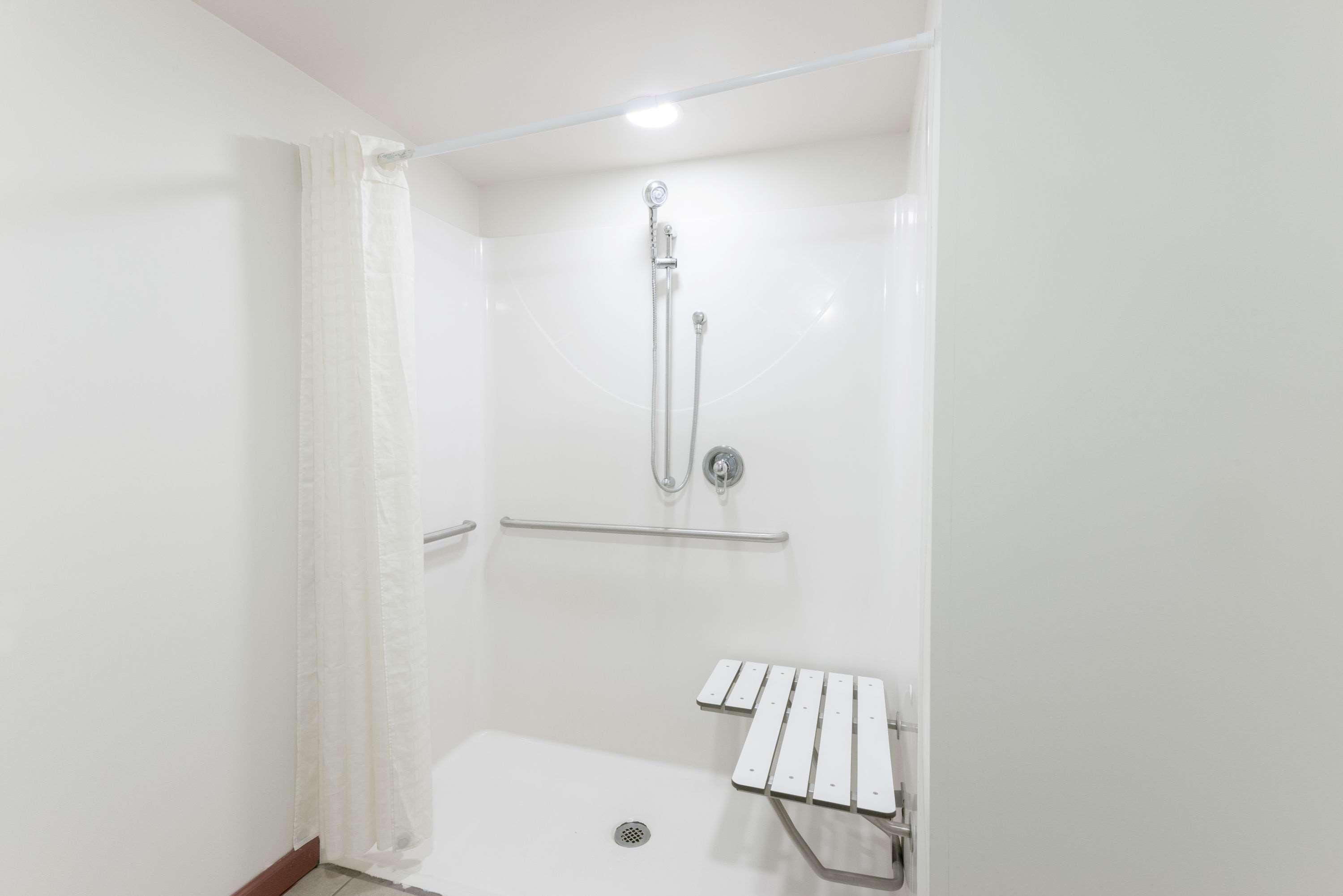 Super 8 By Wyndham Beaver Falls Esterno foto